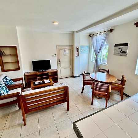 Torre Mar Galapagos Boutique Suites 푸에르토아요라 외부 사진