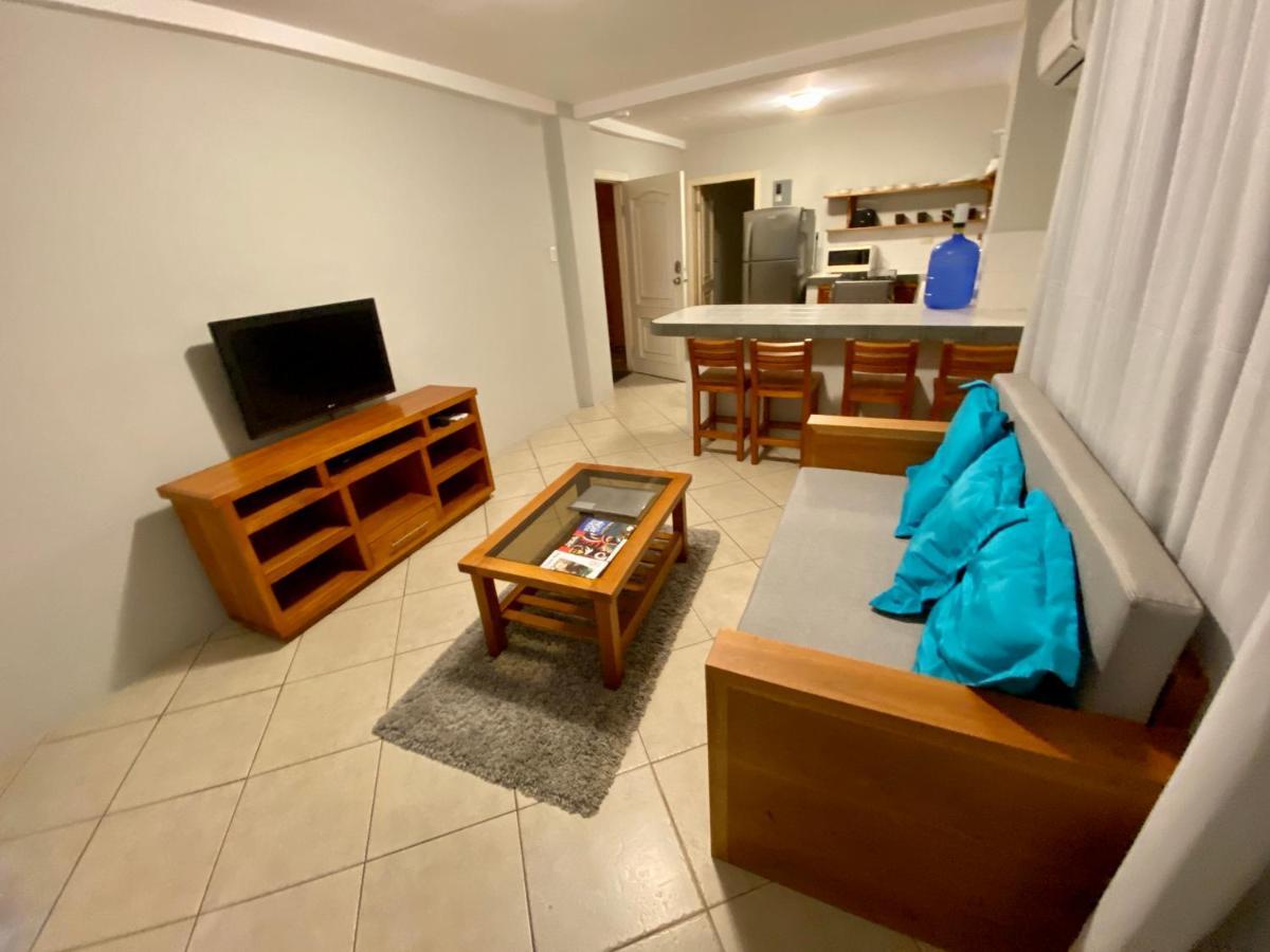 Torre Mar Galapagos Boutique Suites 푸에르토아요라 외부 사진