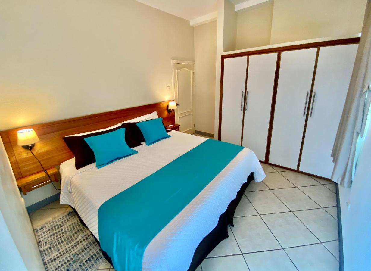 Torre Mar Galapagos Boutique Suites 푸에르토아요라 외부 사진