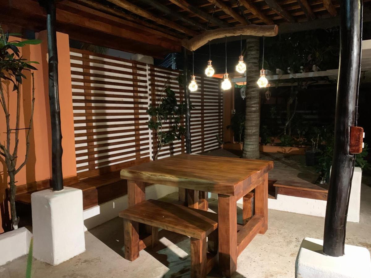 Torre Mar Galapagos Boutique Suites 푸에르토아요라 외부 사진