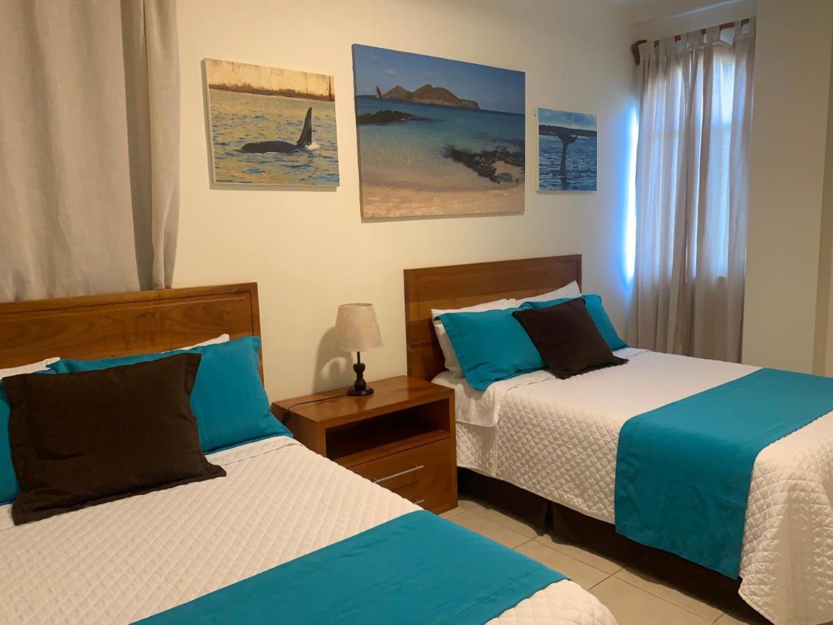 Torre Mar Galapagos Boutique Suites 푸에르토아요라 외부 사진