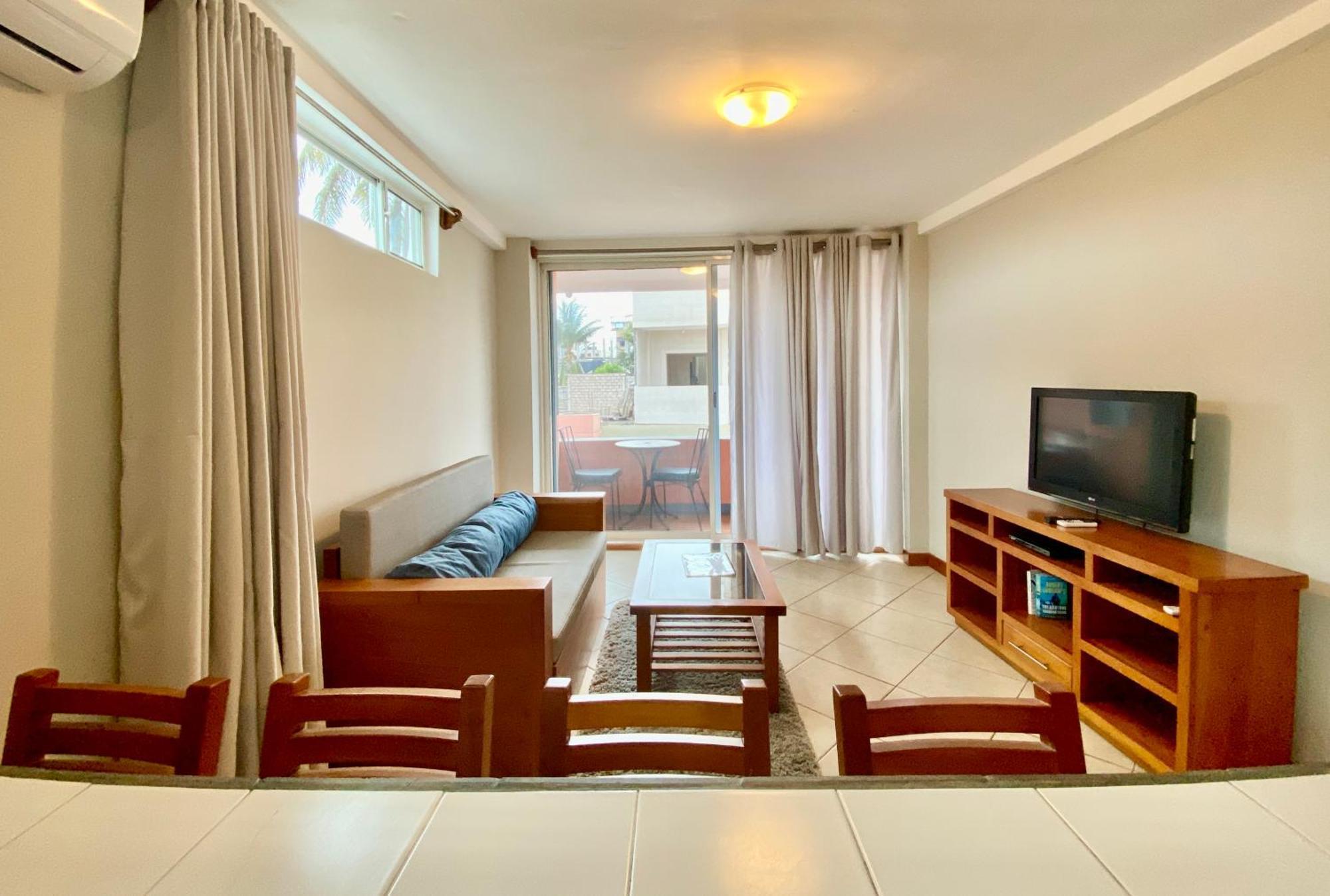 Torre Mar Galapagos Boutique Suites 푸에르토아요라 외부 사진
