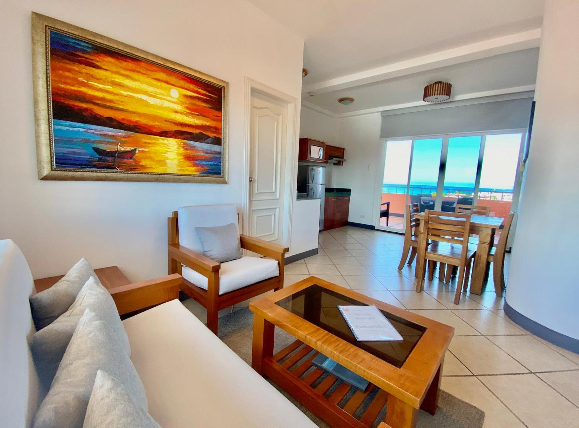 Torre Mar Galapagos Boutique Suites 푸에르토아요라 외부 사진